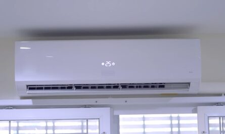 Klima uređaj podešen na 25 c